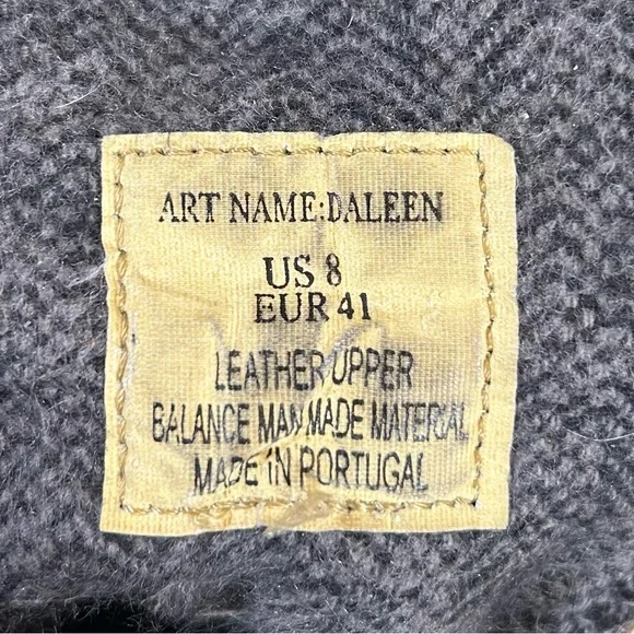 Rugged Men's Leather Lace-Up Boots - Picture 8 of 11